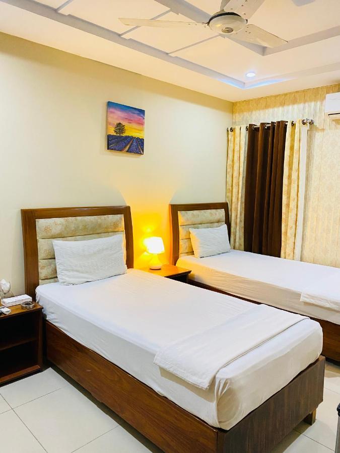 Plaza Inn Hotel Rahim Yar Khan Ngoại thất bức ảnh